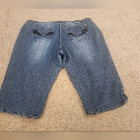 Womens Blue Jean Shorts Knee Length Bacc In Size 22W Sparkle Pockets #R417 - Picture 7 of 7